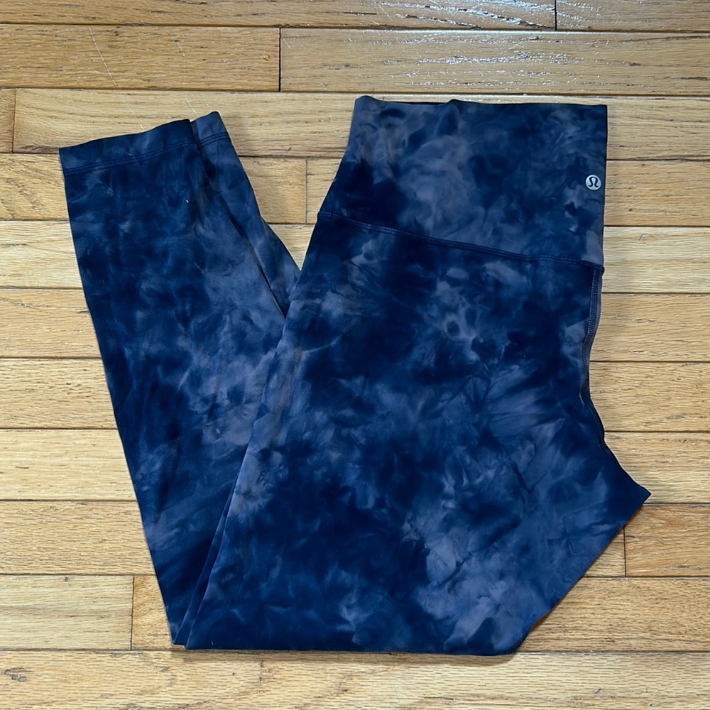 Lululemon Dimond Dye 28” Align Leggings Lunar Rock/ True Navy